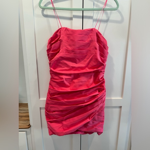 Pink DO+BE dress - Picture 2 of 4